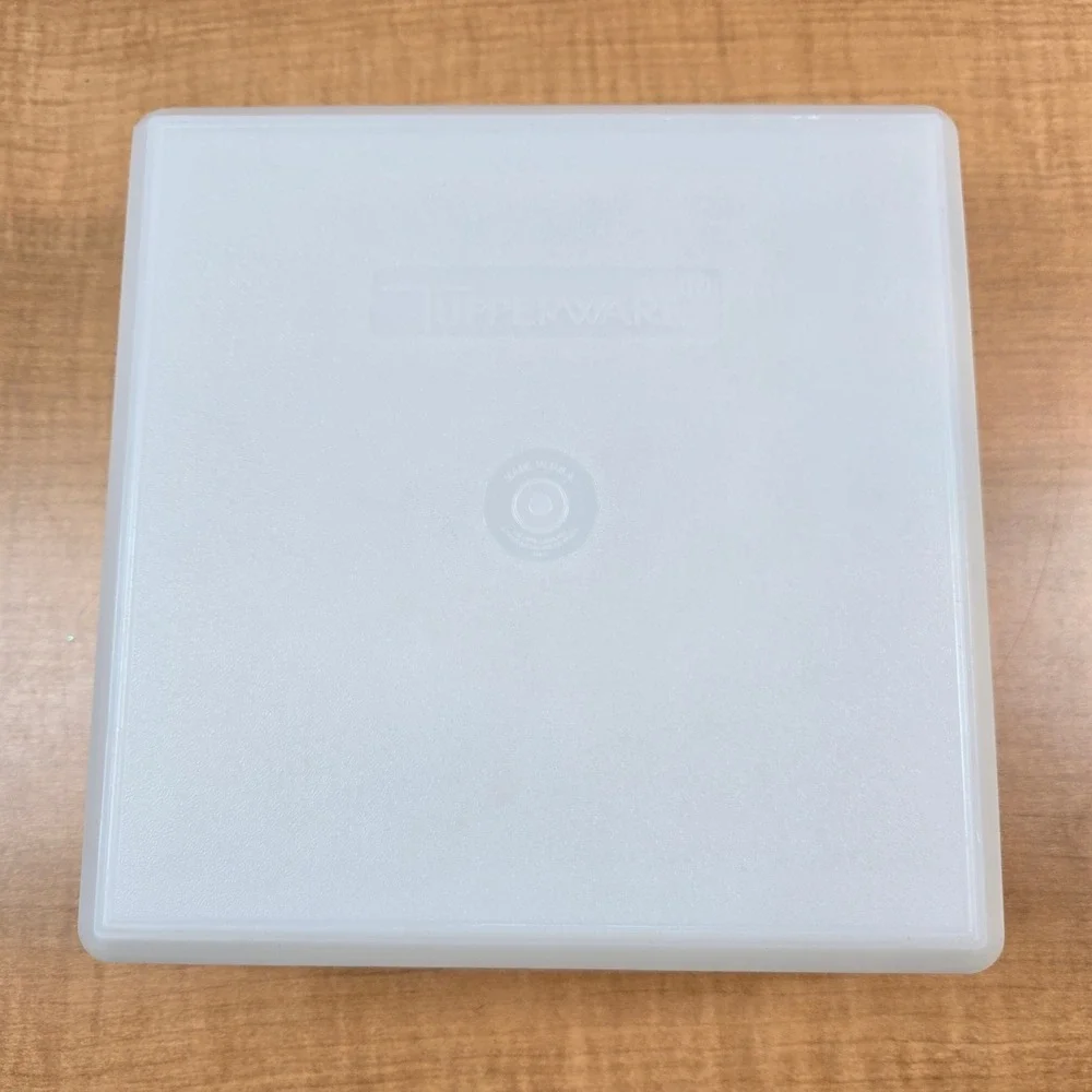 Tupperware Snack Brownie Storage 9x9x3